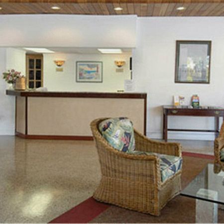Travelodge Monaco Beach Resort Sunny Isles Beach Εσωτερικό φωτογραφία