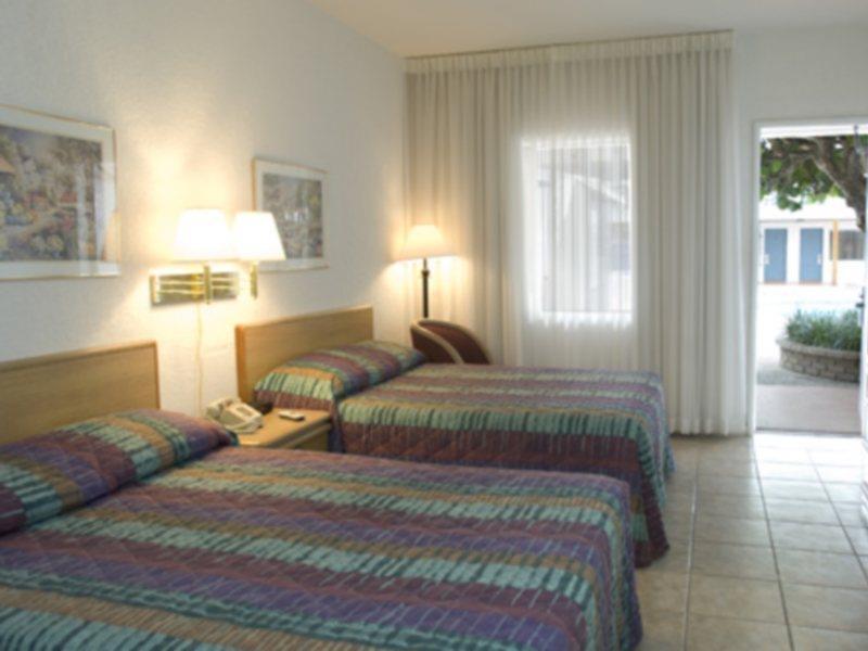 Travelodge Monaco Beach Resort Sunny Isles Beach Εξωτερικό φωτογραφία